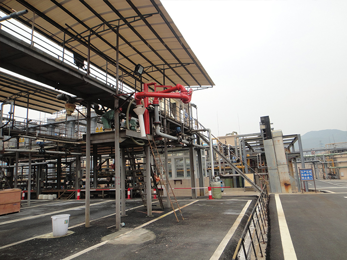 1579307602885034.jpg 1412襯四氟現(xiàn)場裝車.jpg